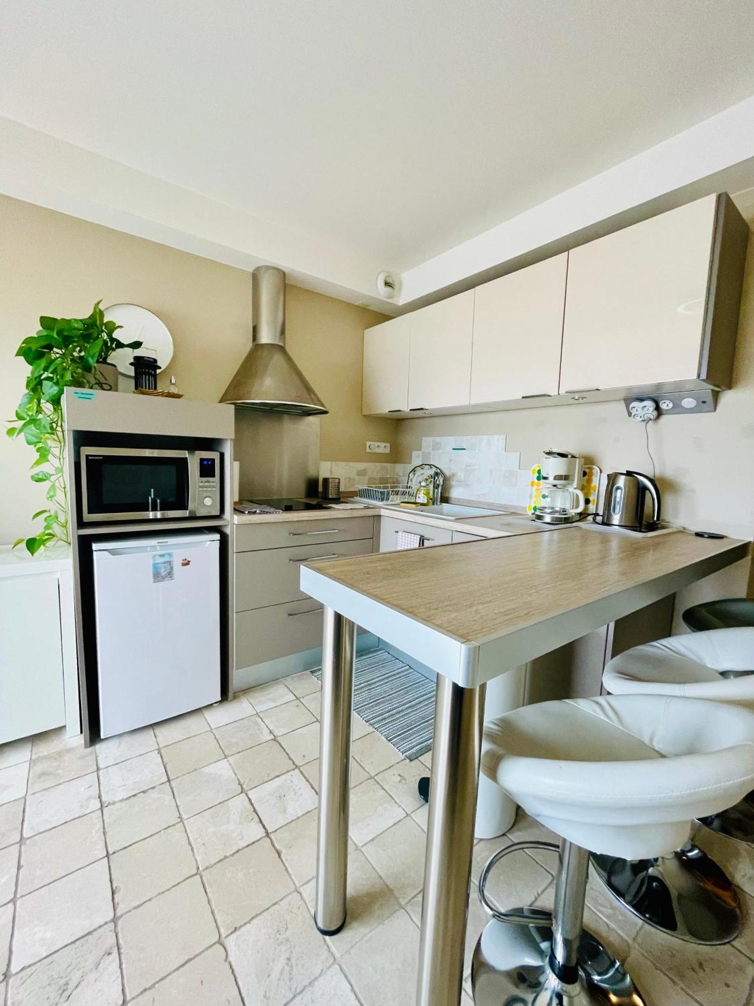 Superbe Appartement En Bord De Mer, Pres Du Centre Et Des Plages Menton Eksteriør bilde